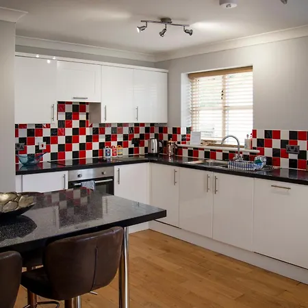 펜션 Oak House - Sleeps 10 With Bar & Games Reighton