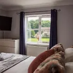 Oak House - Sleeps 10 With Bar & Games Reighton