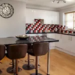 Σπίτι διακοπών Oak House - Sleeps 10 With Bar & Games Reighton